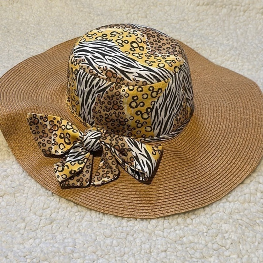 Disney Park's Sun Hat Straw Hat W/ Leopard Print Foldable Beach Outdoor